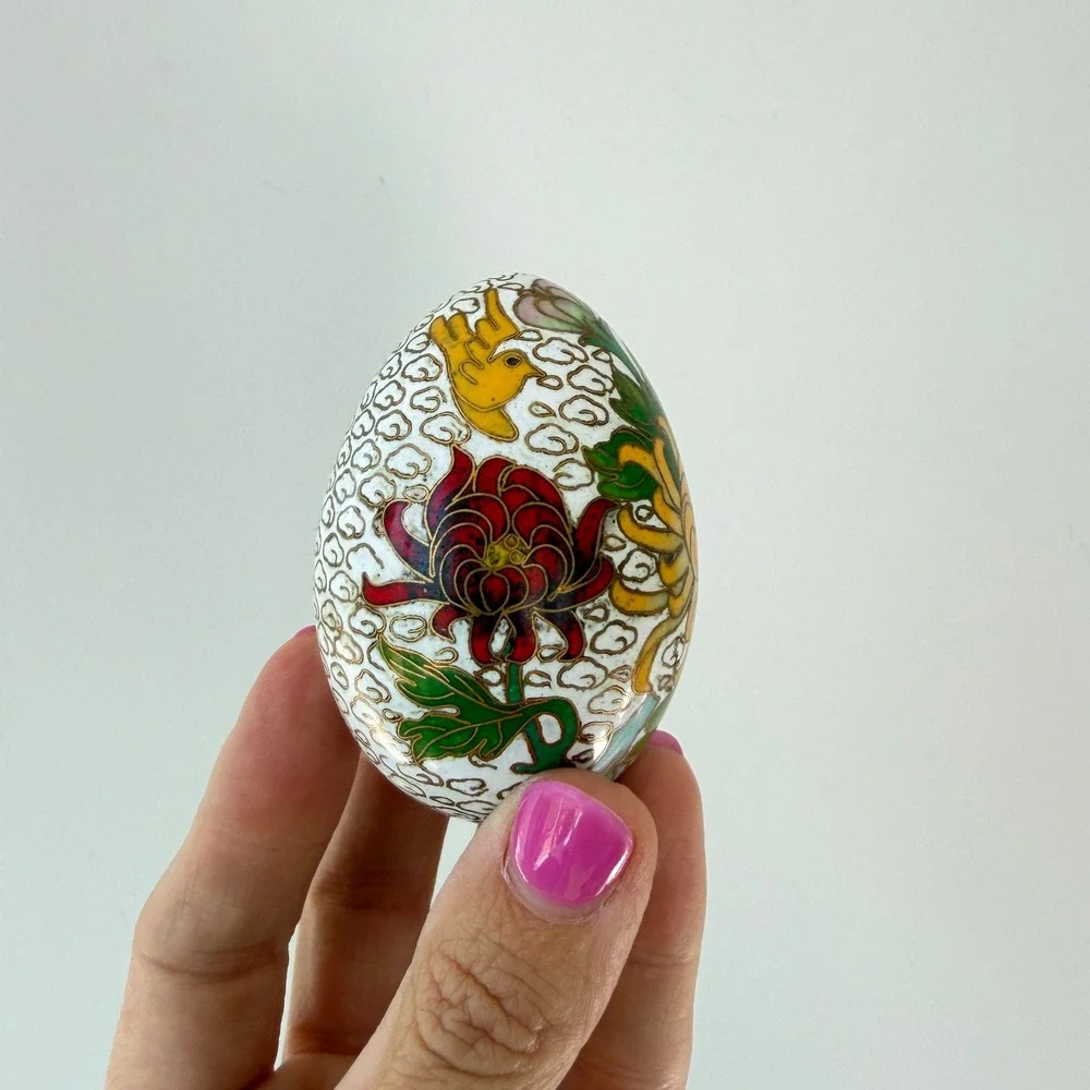 Vintage Chinese Cloisonne Enamel Egg White Floral Bird Motif 2.5 Inch Decor